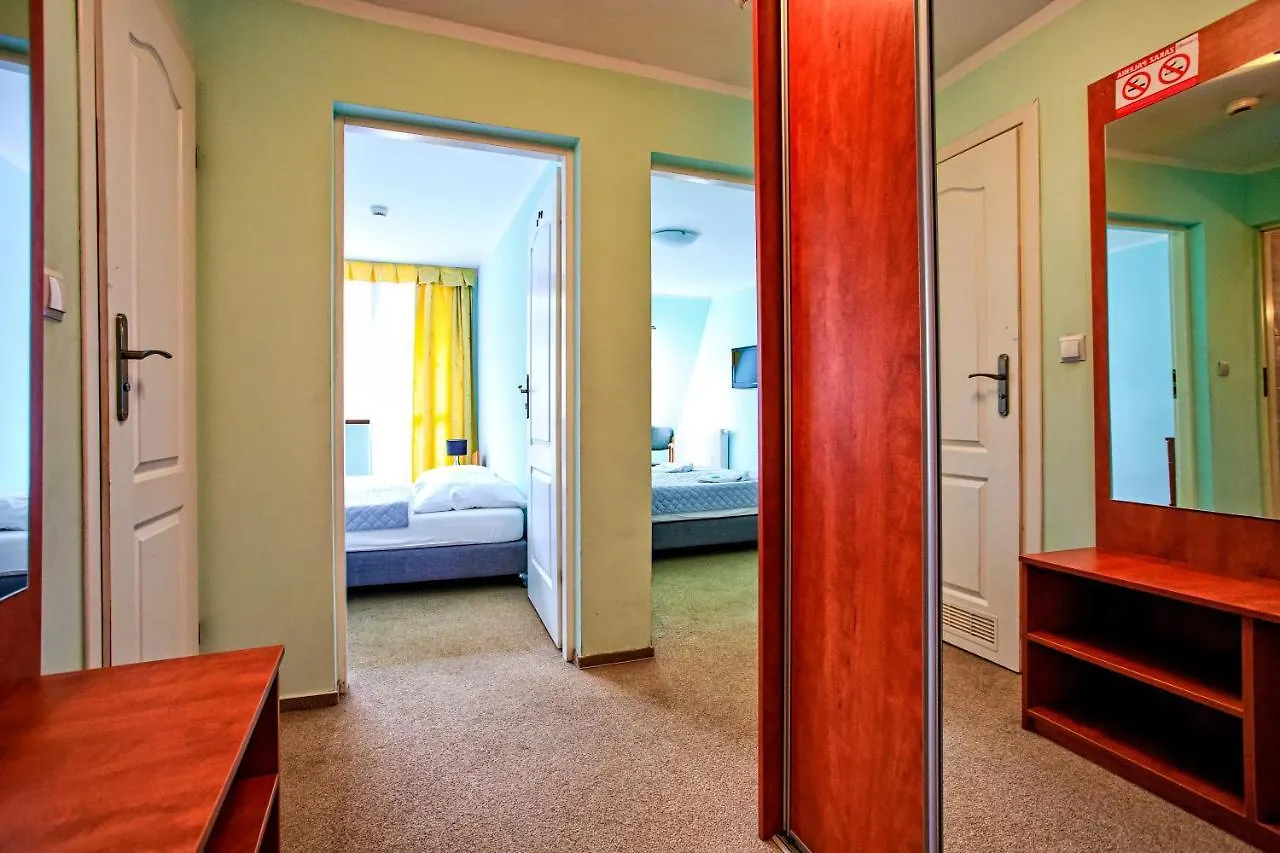 Hotel Karolinka Karpacz 2*,  Poland